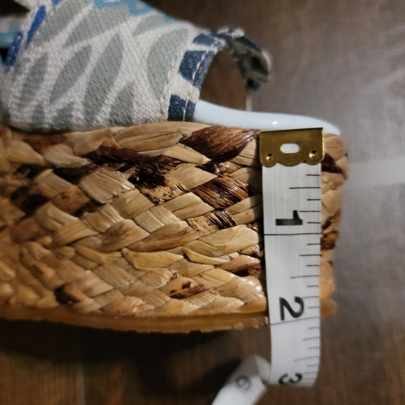 Platform Wedge Sandles - Picture 6 of 12